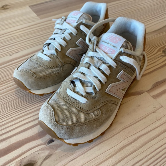 new balance 574 size 7.5